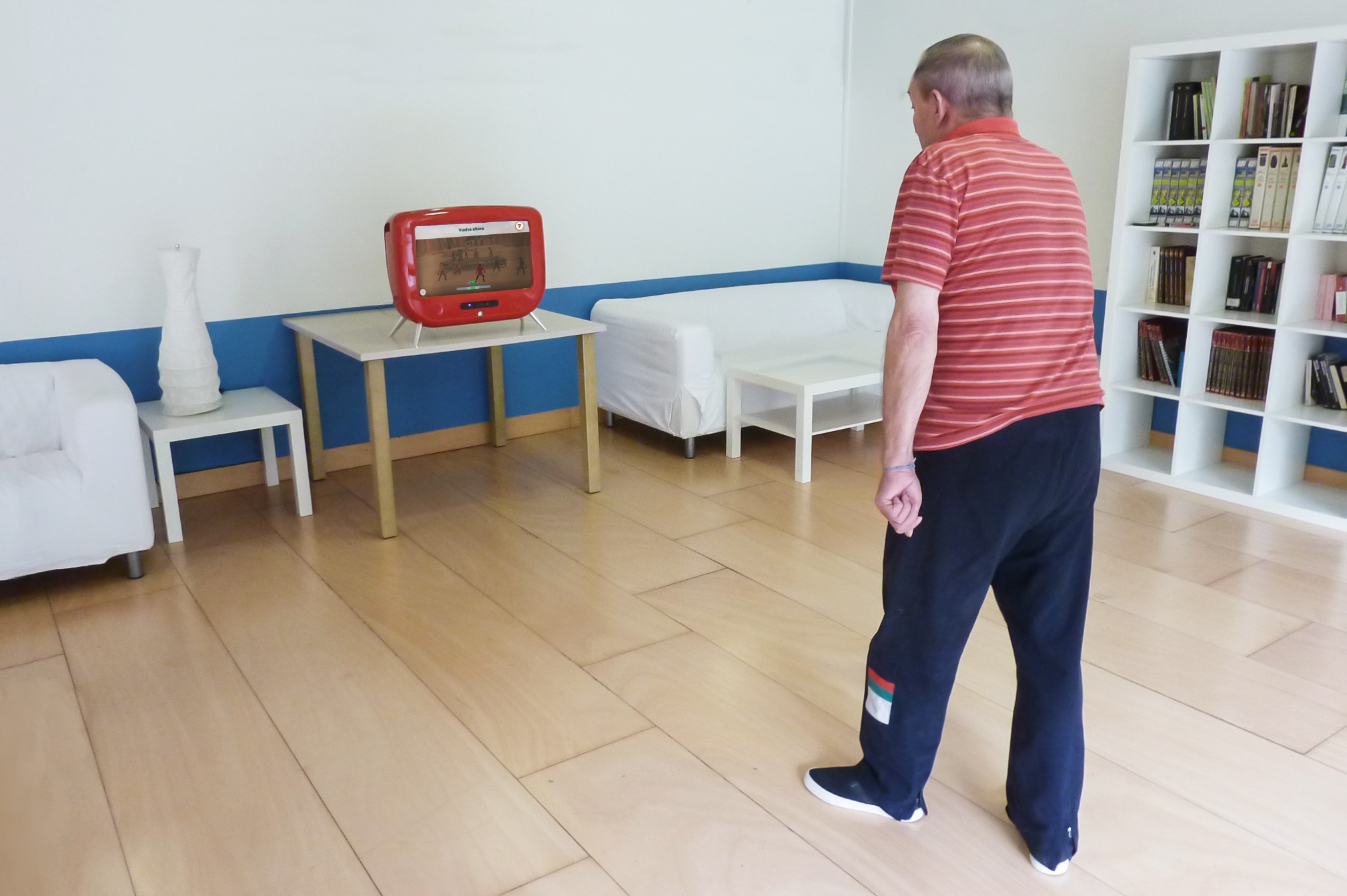 IMQ Igurco y Evolv ponen en marcha un estudio para la prevención de las caídas en las personas mayores empleando un sistema de rehabilitación virtual en el domicilio